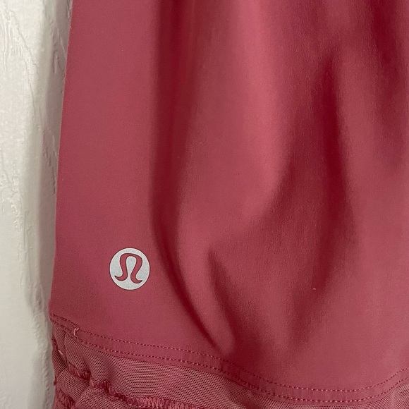 {Lululemon} Find Focus Short Sleeve Tee in Cherry Tint - Womens 6 - Picture 7 of 7